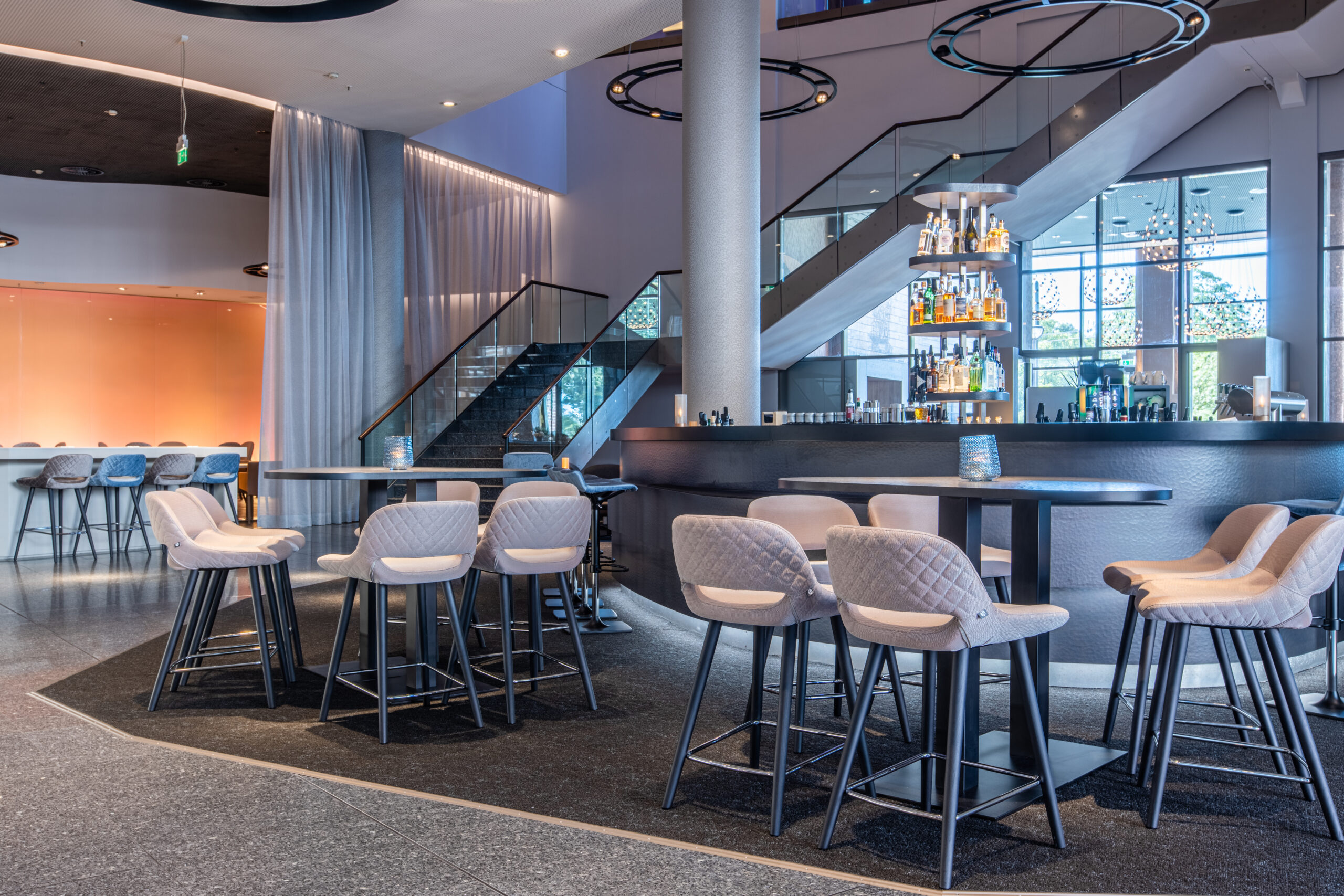 Lobby Bar